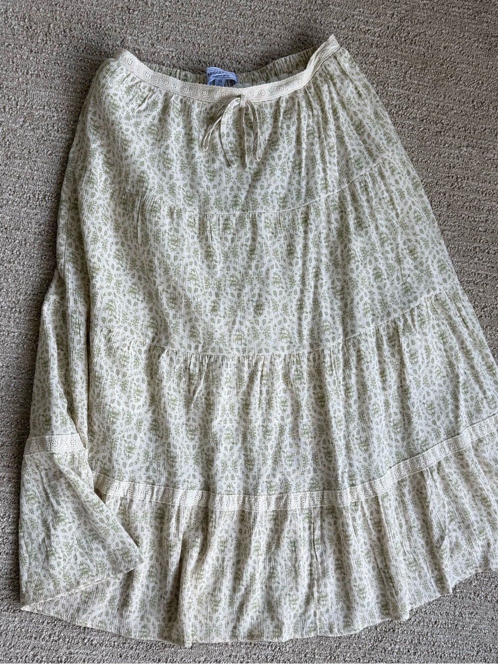 Boho Light Green Floral Tiered Maxi Skirt